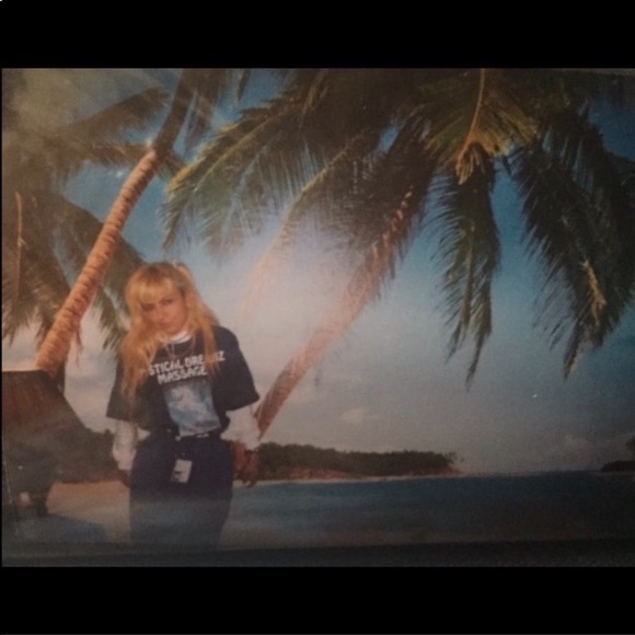 Meet your Posher, Bunny - Picture 14 of 16